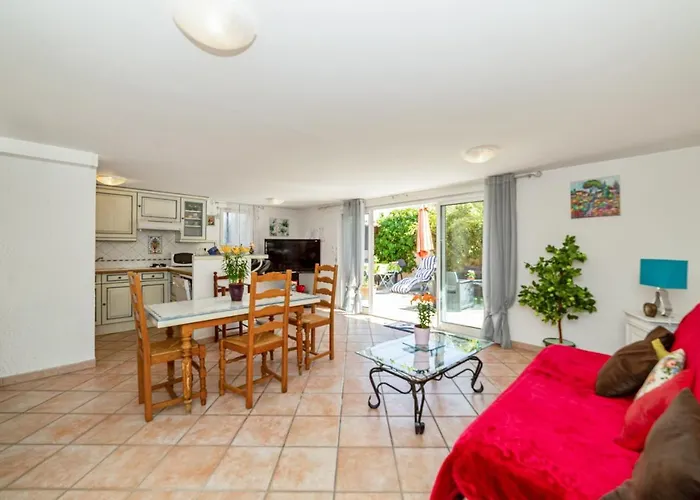 Maison Charmante A Sur Tech Avec Vue Sur La Montagne *